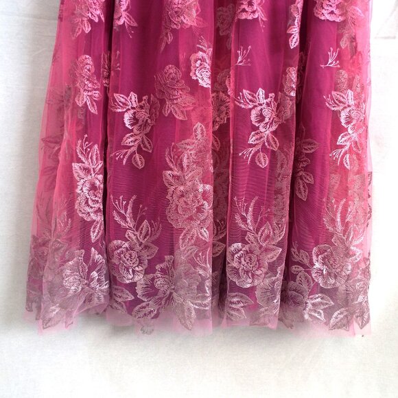 Marchesa Notte Ombre Metallic Embroidered Short Sleeve Illusion Gown Size 14 - Picture 5 of 11